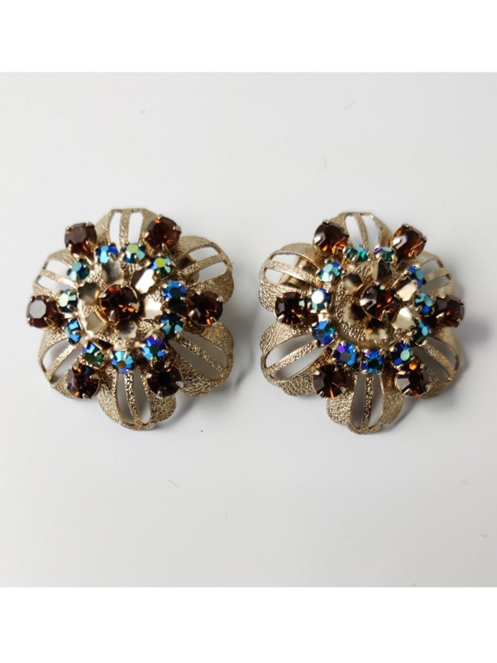 Vintage Brushed Gold Toned Dark Topaz and AB Crystal Rhinestone Geometric Flower